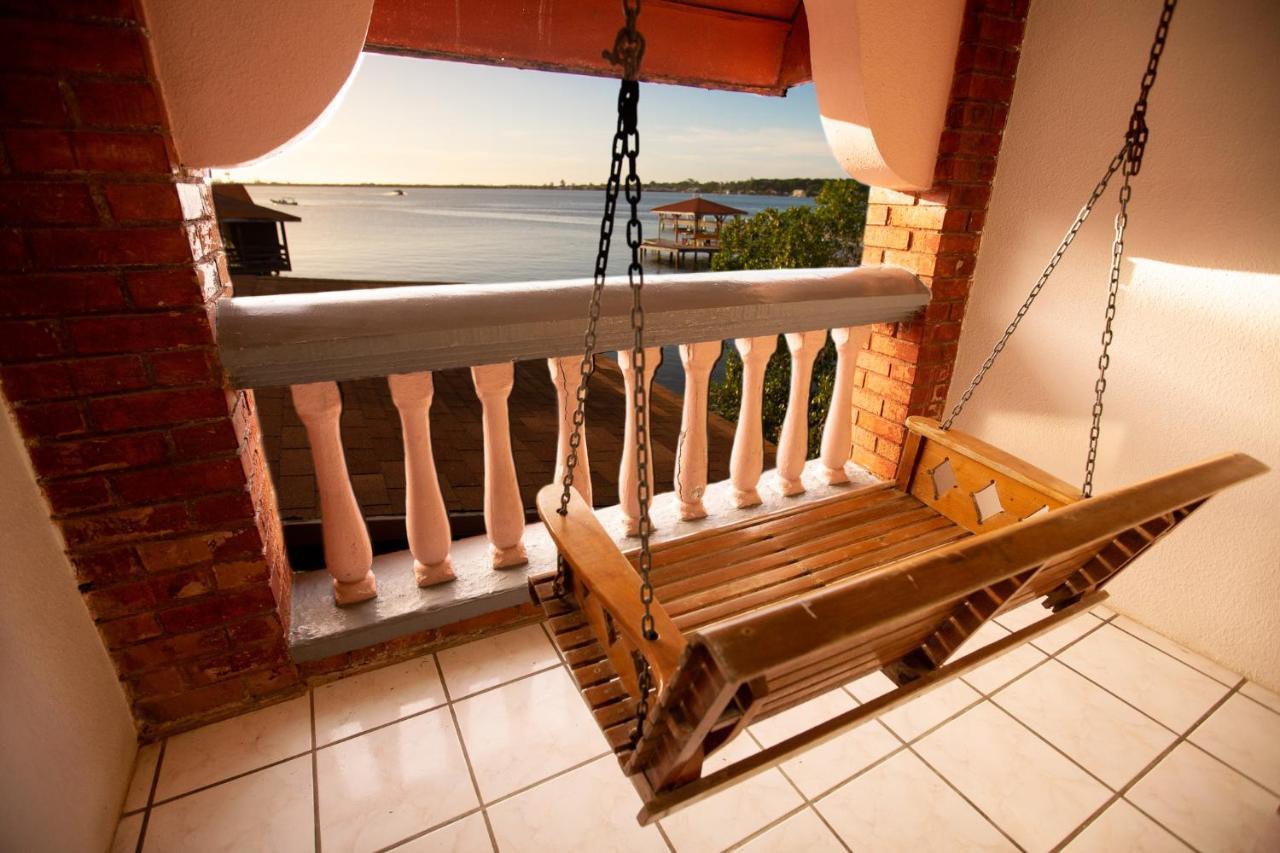 Sea Eye Hotel - Sunset Building Utila Exterior foto
