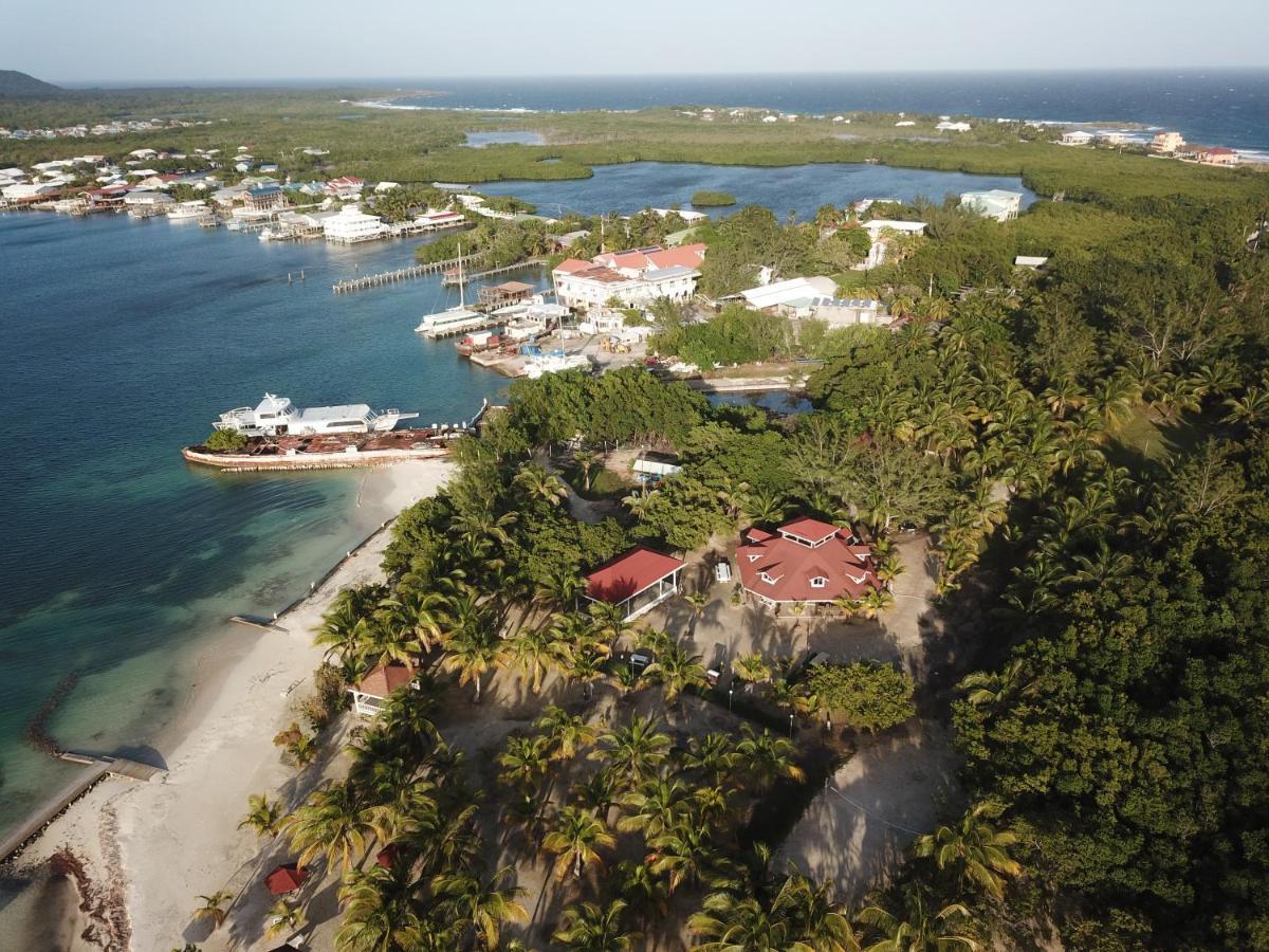 Sea Eye Hotel - Sunset Building Utila Exterior foto